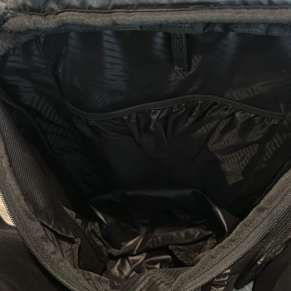 Oakley Link Pack Backpack - image 4